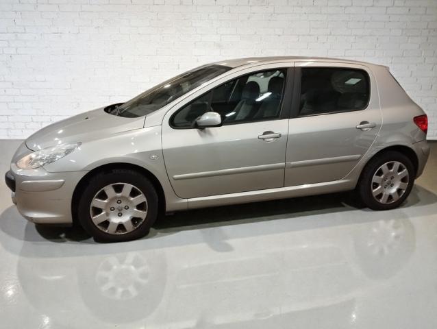 Peugeot 307 image 5