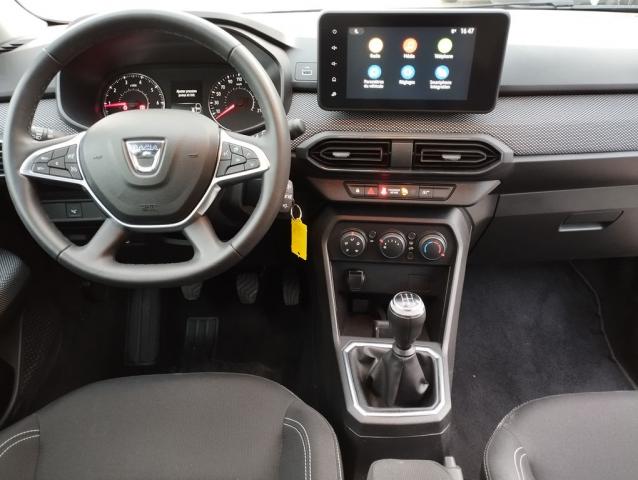 Dacia Sandero image 3