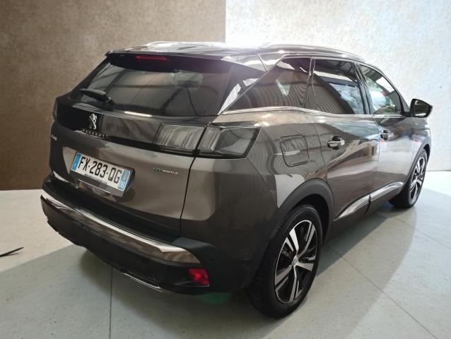 Peugeot 3008 Hybrid4 image 6