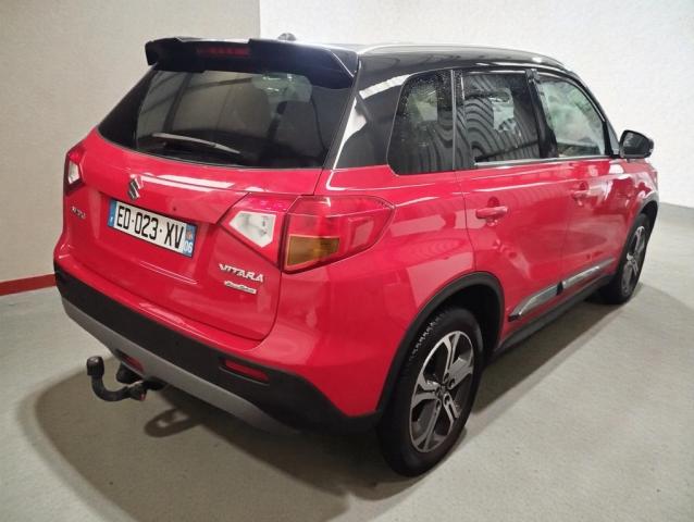 Suzuki Vitara image 5
