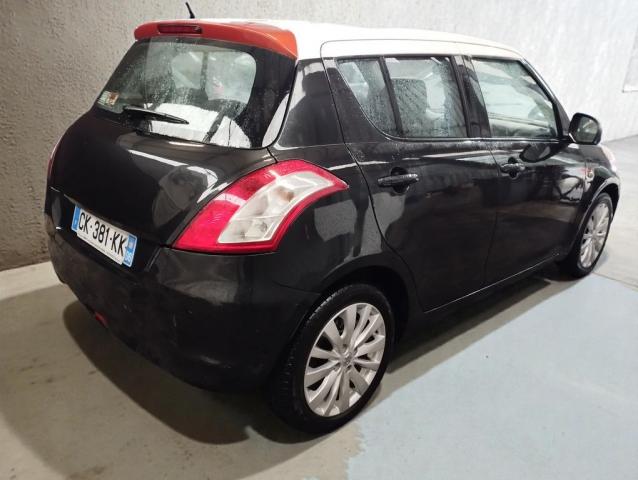 Suzuki Swift image 6