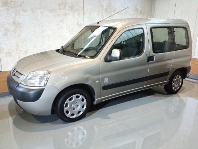 Peugeot Partner image 2