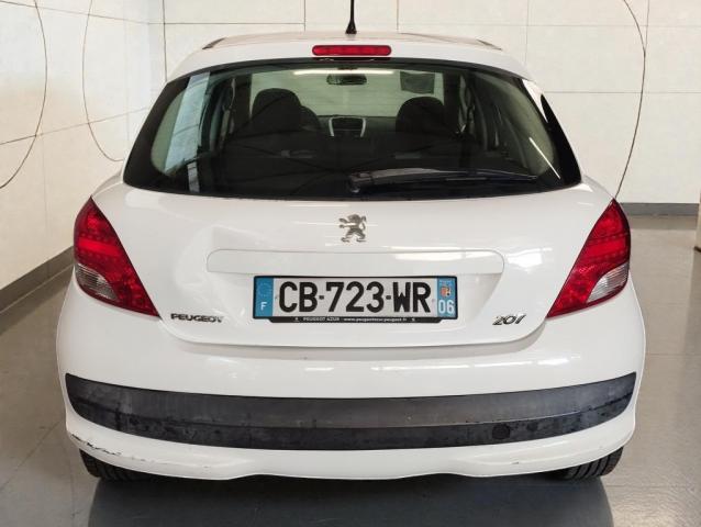 Peugeot 207 image 6