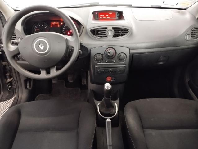 Renault Clio image 3