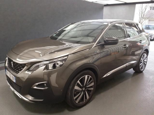 Peugeot 3008 Hybrid4 image 4