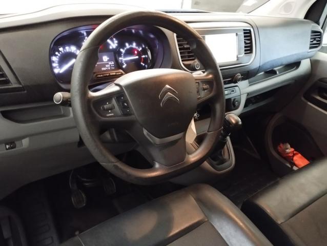 Citroen Jumpy image 2