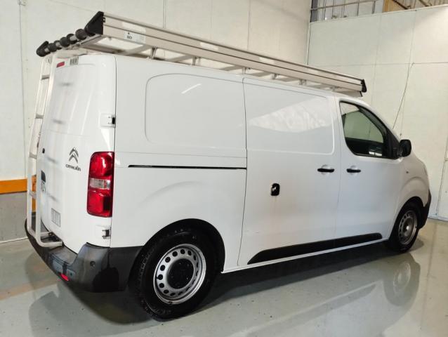 Citroen Jumpy image 6