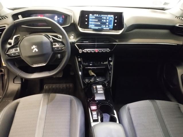 Peugeot 2008 image 3