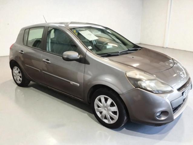 Renault Clio image 6