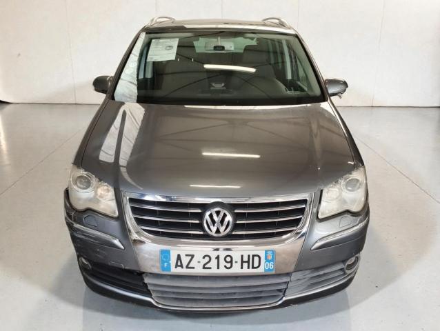 Volkswagen Touran image 2