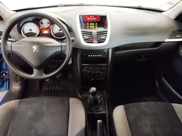 Peugeot 207 image 3