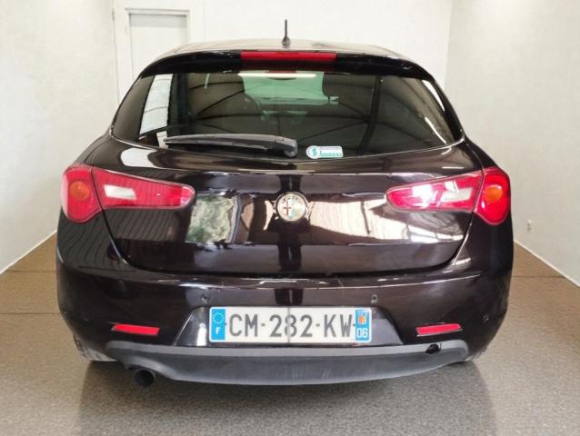 Alfa Romeo Giulietta image 5