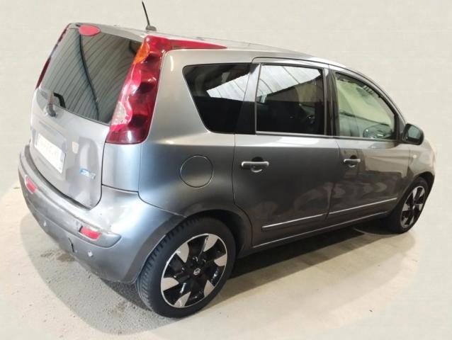 Nissan Note image 1