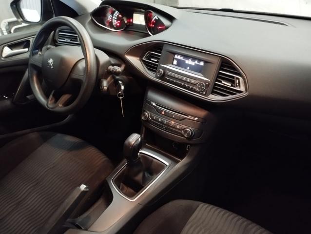 Peugeot 308 image 4