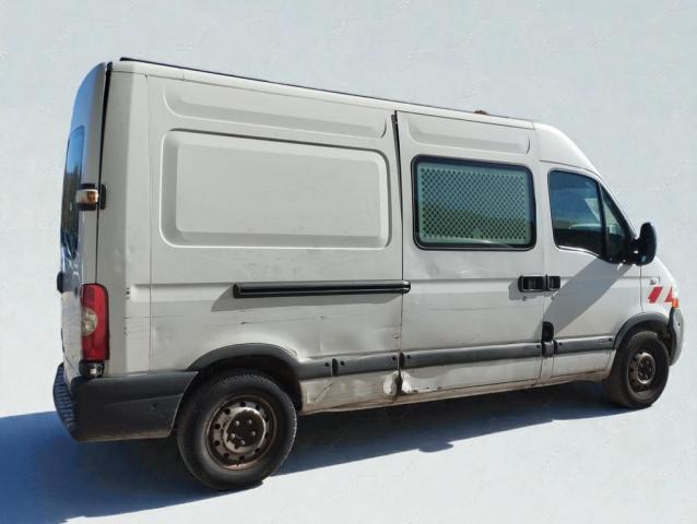 Renault Master image 1
