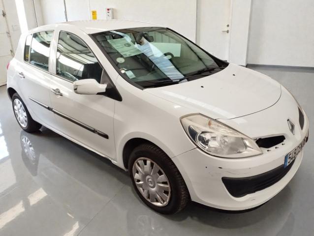 Renault Clio image 3