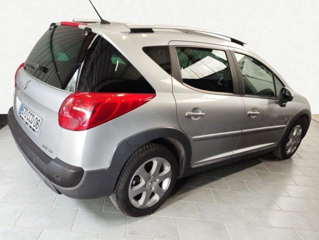 Peugeot 207 Sw image 4