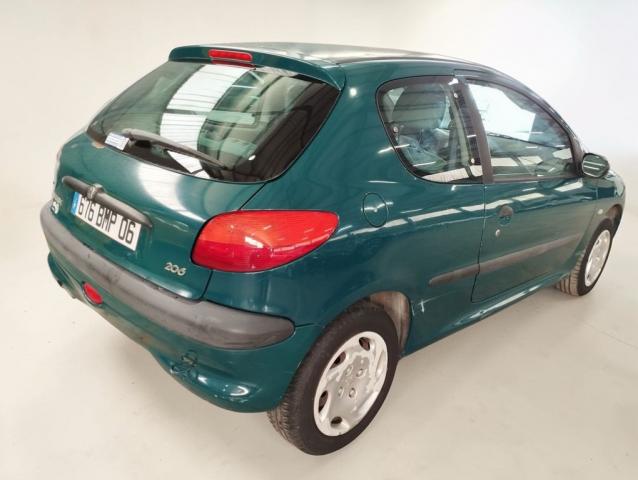 Peugeot 206 image 5