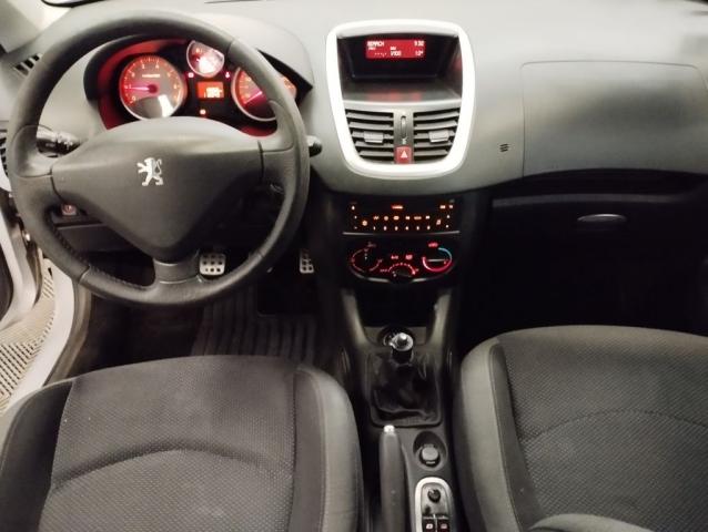Peugeot 206+ image 4
