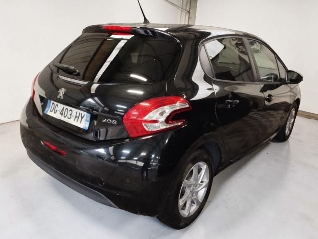 Peugeot 208 image 5