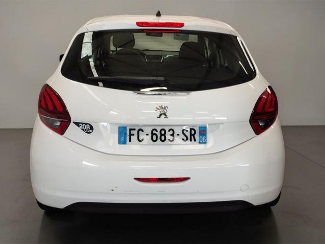 Peugeot 208 image 4