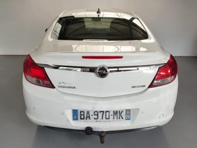 Opel Insignia image 2