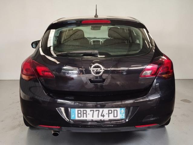 Opel Astra image 6