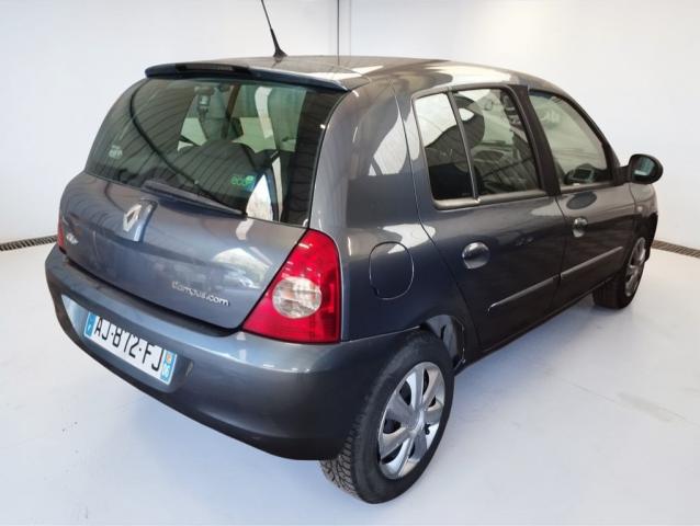 Renault Clio image 2