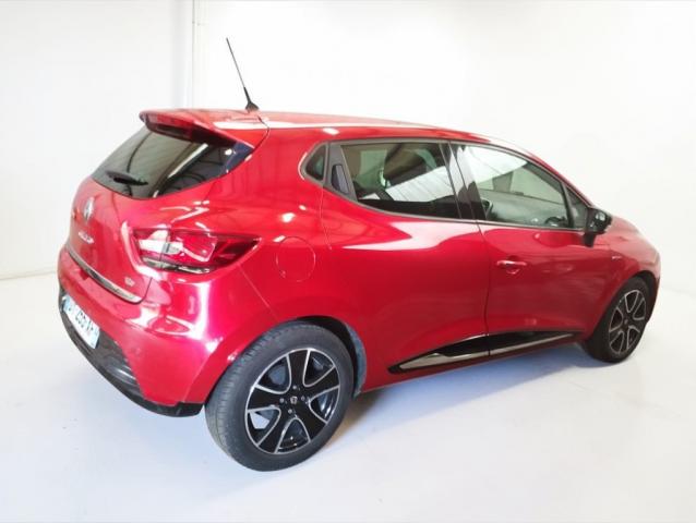 Renault Clio image 2