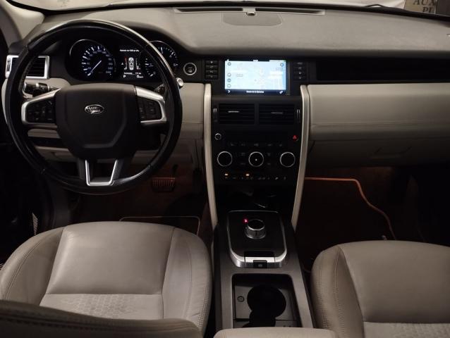 Land Rover Discovery Sport image 6