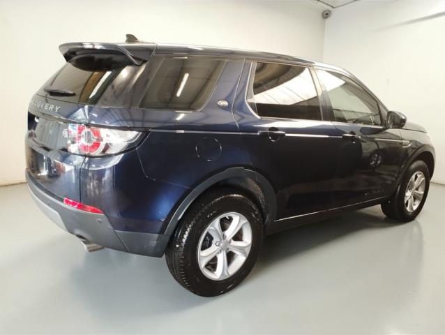 Land Rover Discovery Sport image 5