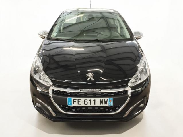 Peugeot 208 image 6