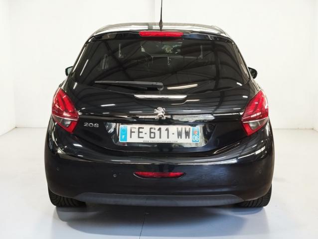 Peugeot 208 image 5