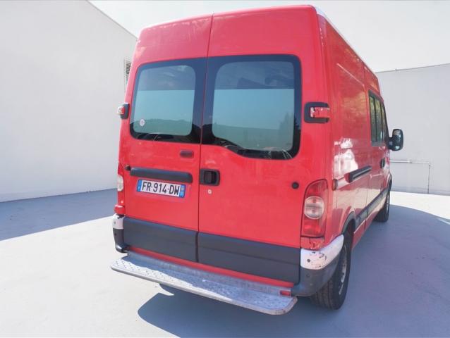 Renault Master image 2
