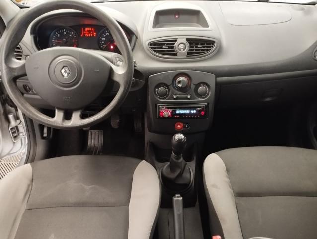 Renault Clio image 3