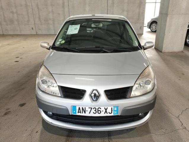 Renault Scénic image 3