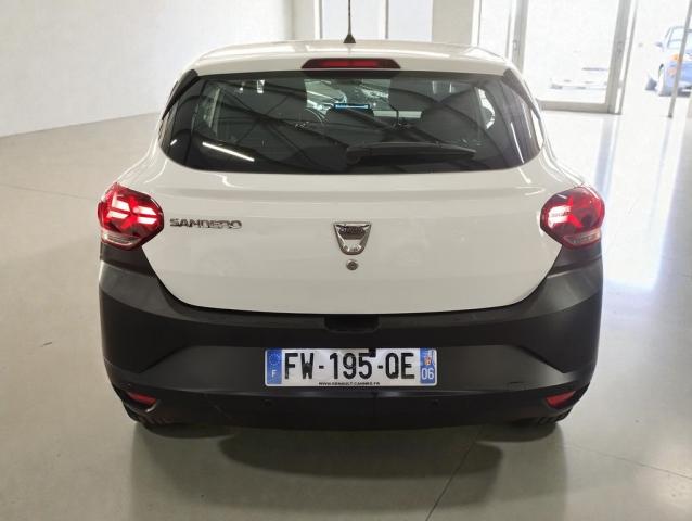 Dacia Sandero image 2