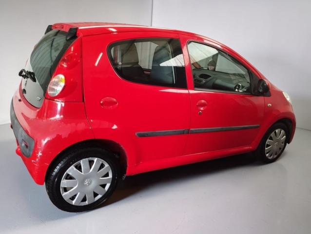 Peugeot 107 image 6