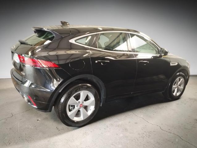 Jaguar E-Pace image 3
