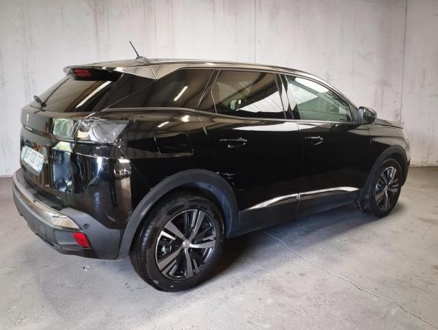 Peugeot 3008 image 2