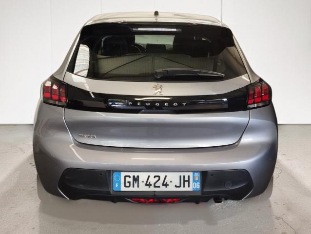 Peugeot 208 image 6