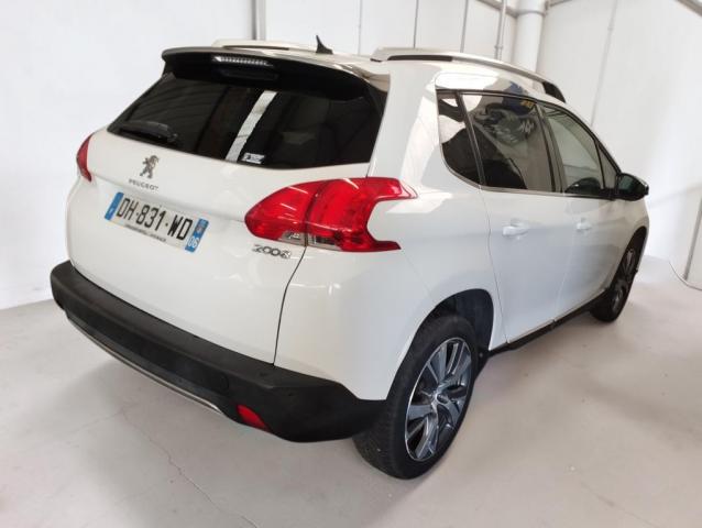 Peugeot 2008 image 5