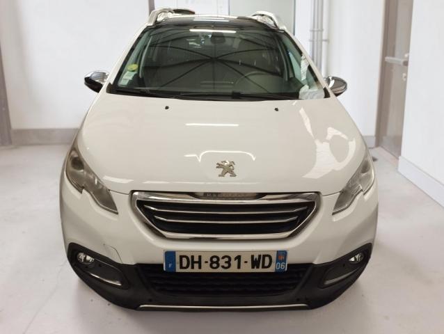 Peugeot 2008 image 2