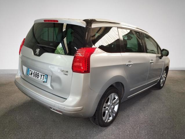 Peugeot 5008 image 3