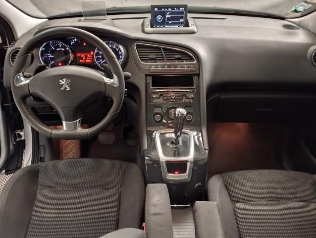 Peugeot 5008 image 4