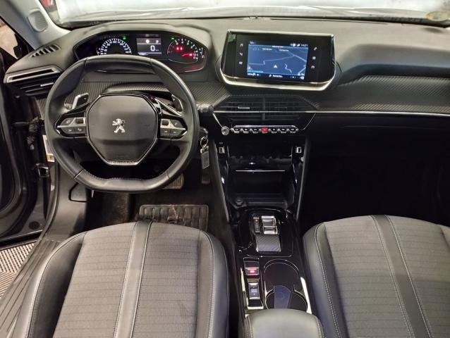 Peugeot 2008 image 3