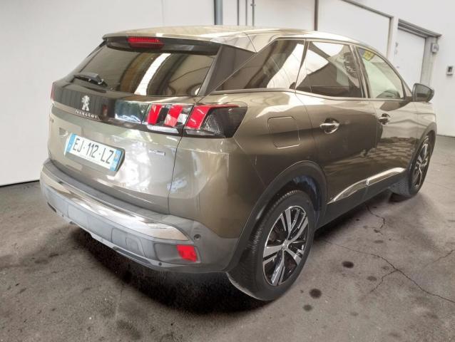 Peugeot 3008 image 2