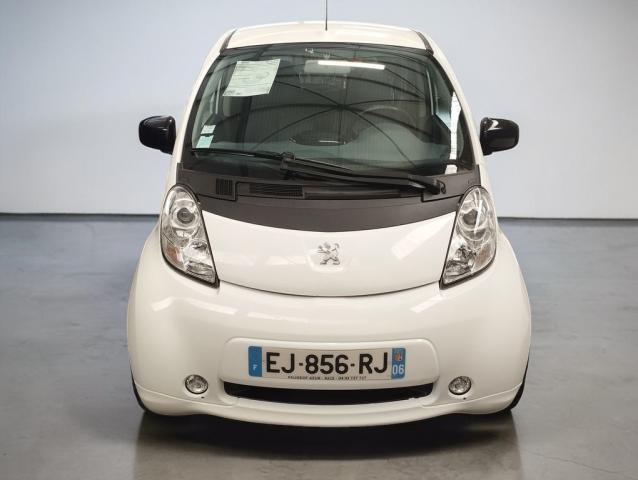 Peugeot Ion image 5