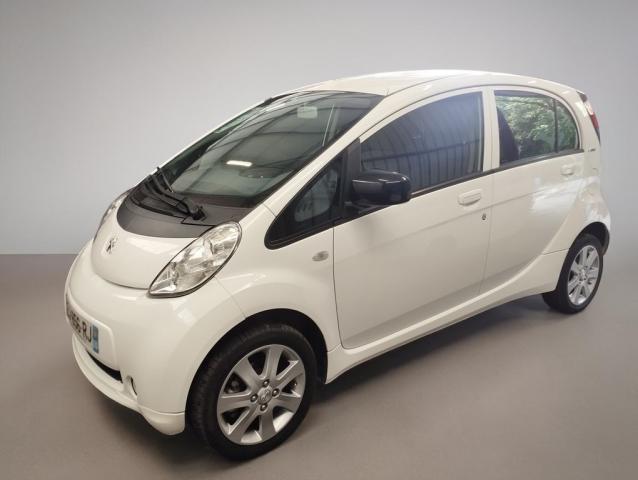 Peugeot Ion image 6
