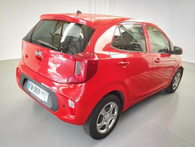 Kia Picanto image 6